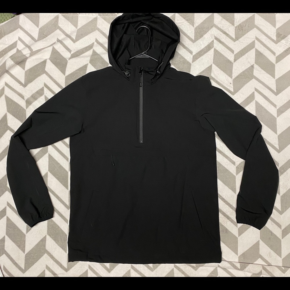 Swiss tech pullover half zip